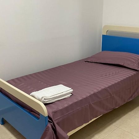 Anna'S Apartament Lushnjë エクステリア 写真